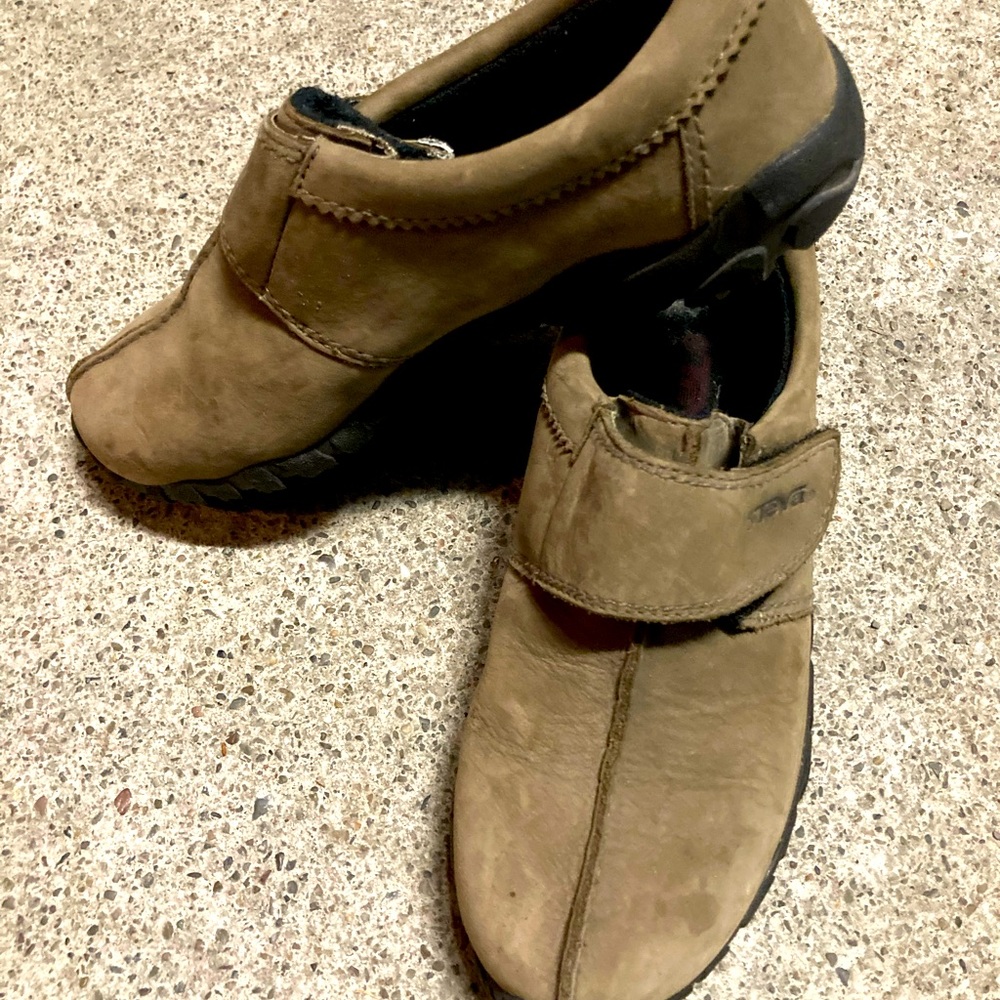 Teva Shoes, Barely Worn - image 1